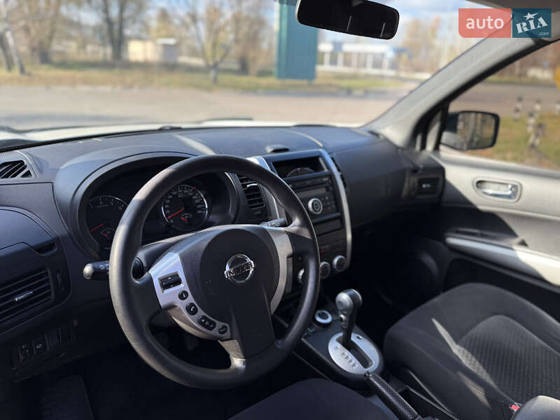 Внедорожник / Кроссовер Nissan X-Trail 2011 в Обухове