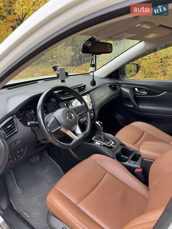 Позашляховик / Кросовер Nissan X-Trail 2019 в Києві