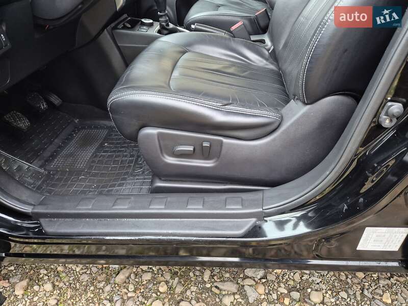 Внедорожник / Кроссовер Nissan X-Trail 2011 в Черновцах