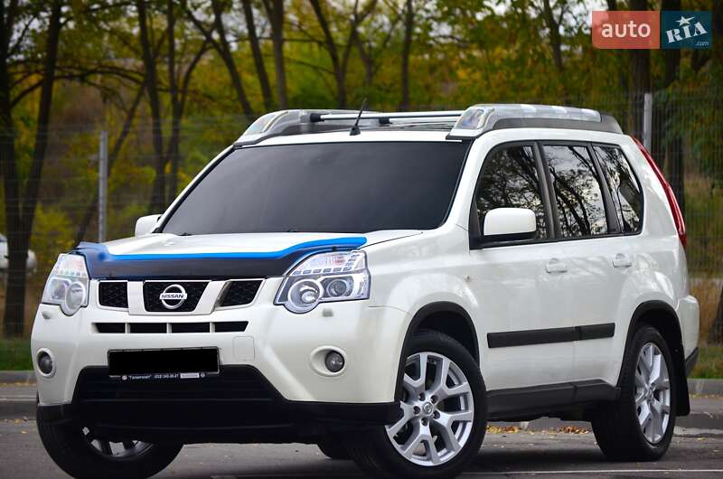 Внедорожник / Кроссовер Nissan X-Trail 2013 в Днепре