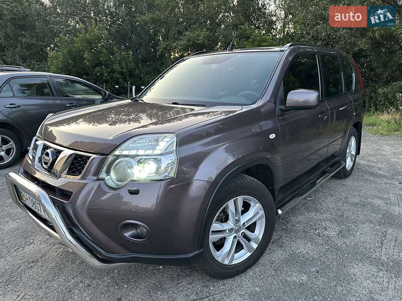 Nissan X-Trail 2012 Nissan X-Trail 2012