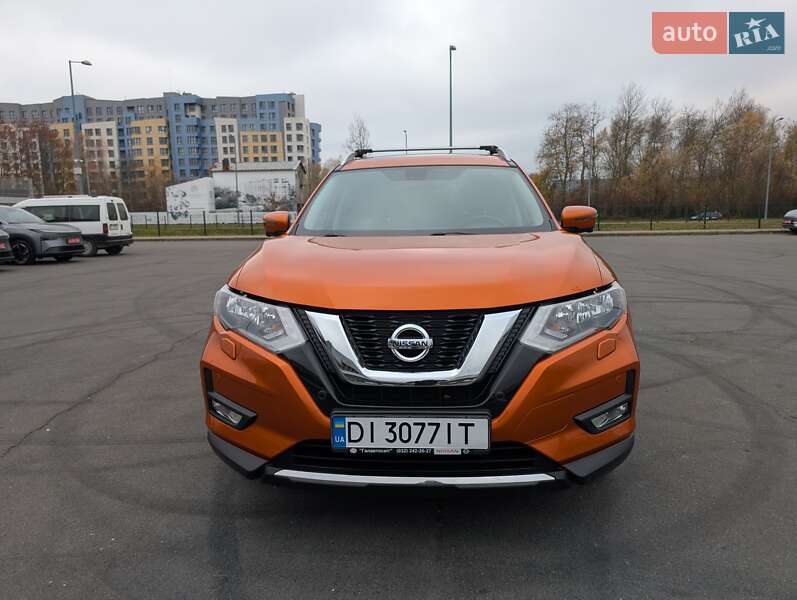 Внедорожник / Кроссовер Nissan X-Trail 2018 в Львове