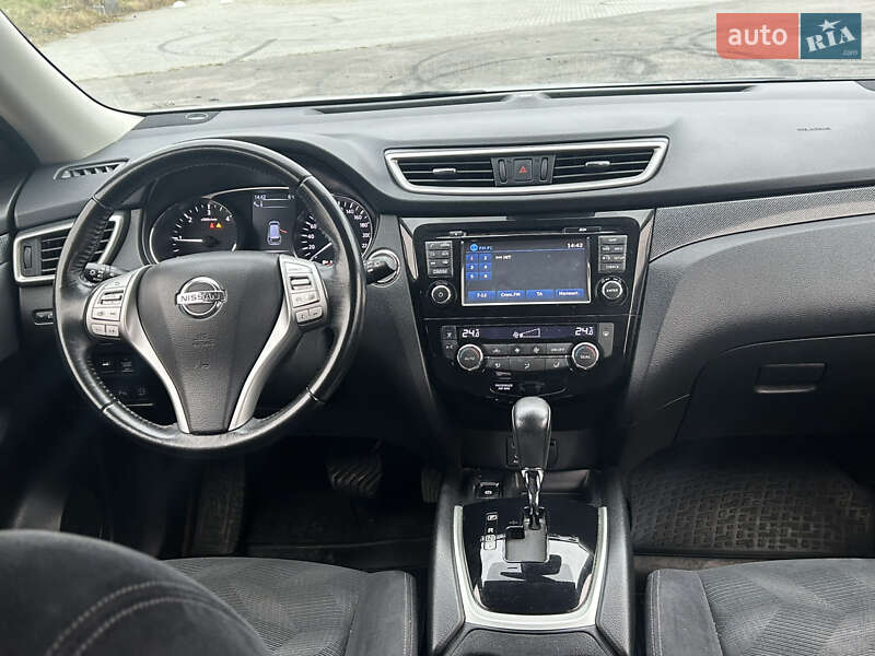 Внедорожник / Кроссовер Nissan X-Trail 2014 в Львове