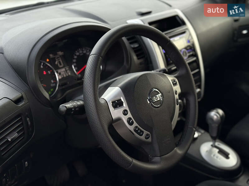 Внедорожник / Кроссовер Nissan X-Trail 2011 в Ивано-Франковске