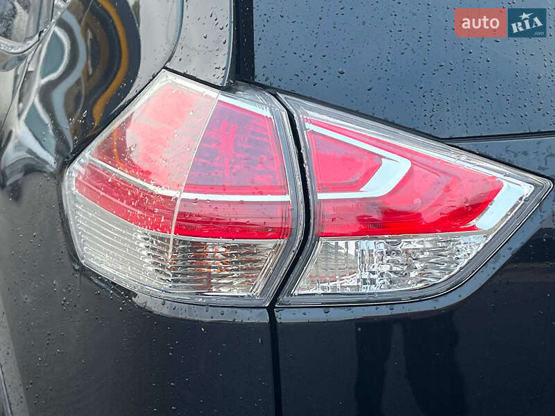 Внедорожник / Кроссовер Nissan X-Trail 2017 в Киеве