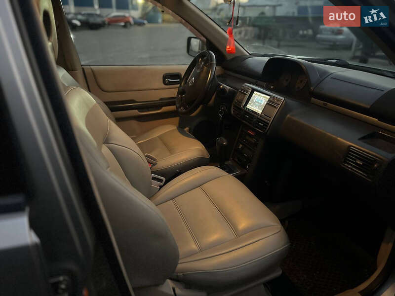 Внедорожник / Кроссовер Nissan X-Trail 2003 в Одессе