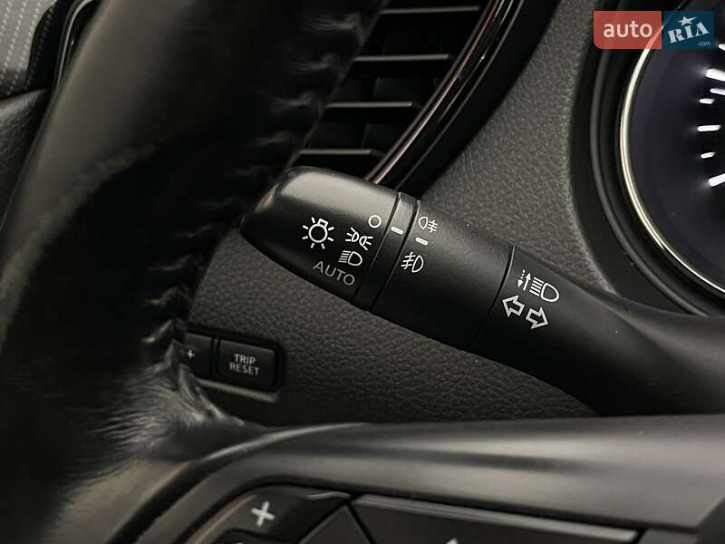 Внедорожник / Кроссовер Nissan X-Trail 2018 в Киеве фото 15 Внедорожник / Кроссовер Nissan X-Trail 2018 в Киеве