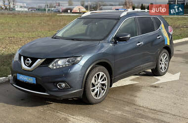 Внедорожник / Кроссовер Nissan X-Trail 2015 в Киеве