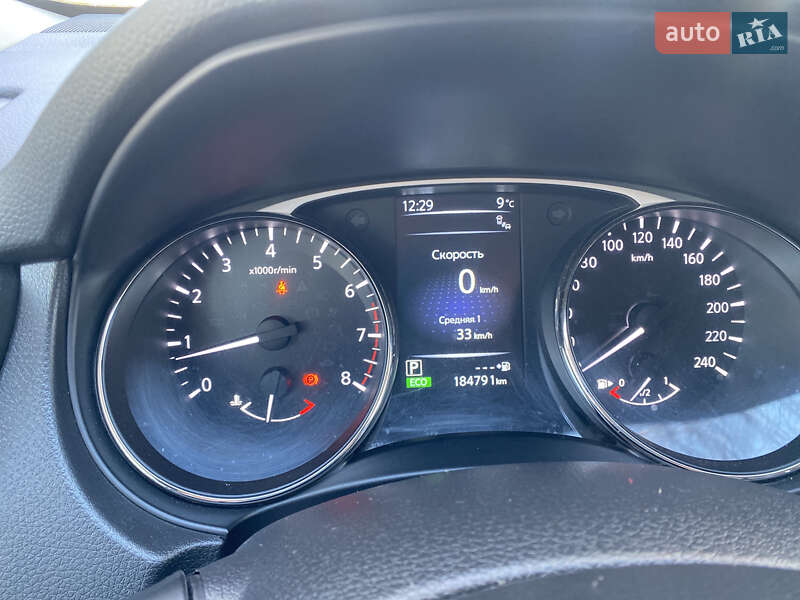 Внедорожник / Кроссовер Nissan X-Trail 2017 в Львове