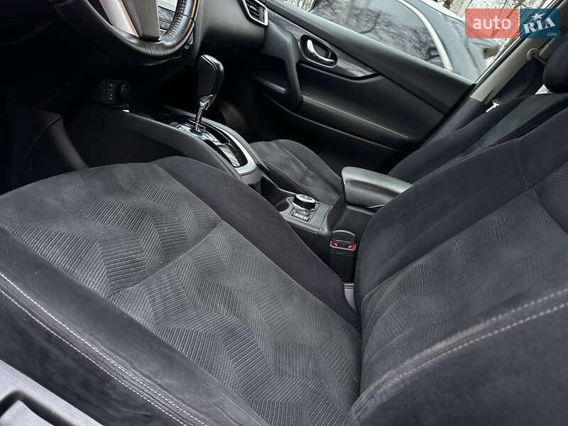 Внедорожник / Кроссовер Nissan X-Trail 2017 в Ахтырке фото 29 Внедорожник / Кроссовер Nissan X-Trail 2017 в Ахтырке