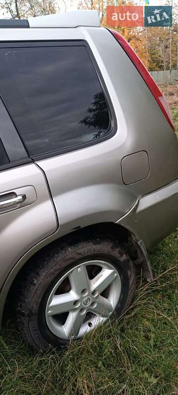 Внедорожник / Кроссовер Nissan X-Trail 2005 в Чорткове