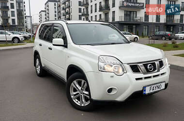 Позашляховик / Кросовер Nissan X-Trail 2013 в Києві