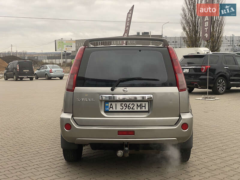 Внедорожник / Кроссовер Nissan X-Trail 2004 в Киеве
