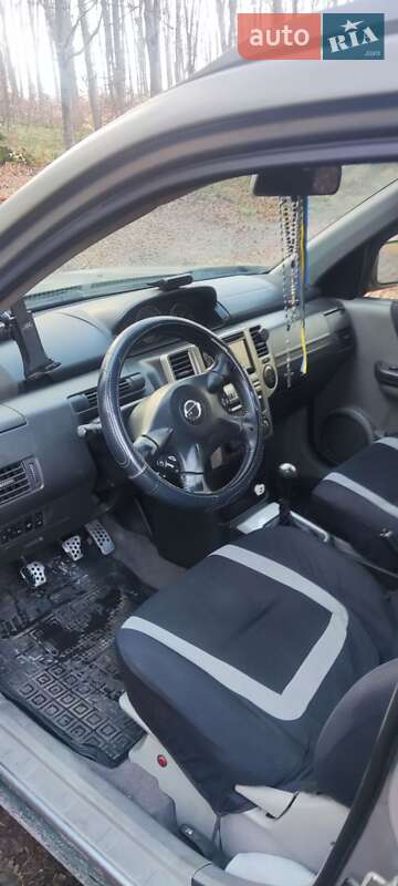 Позашляховик / Кросовер Nissan X-Trail 2003 в Львові