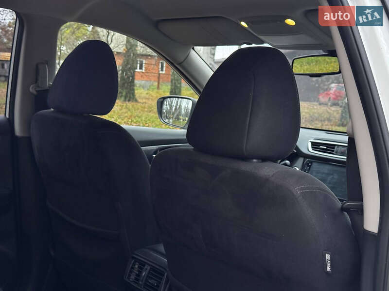 Внедорожник / Кроссовер Nissan X-Trail 2017 в Ахтырке