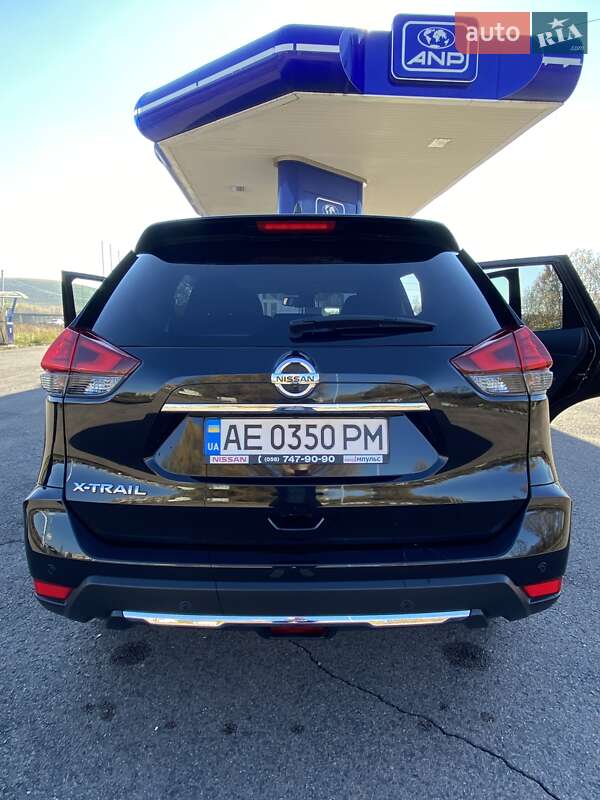 Внедорожник / Кроссовер Nissan X-Trail 2020 в Мукачево