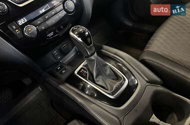 Внедорожник / Кроссовер Nissan X-Trail 2018 в Киеве