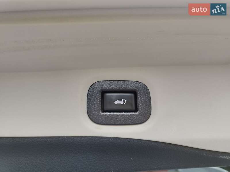 Внедорожник / Кроссовер Nissan X-Trail 2020 в Остроге