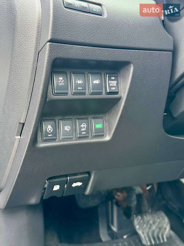 Позашляховик / Кросовер Nissan X-Trail 2017 в Києві фото 22 Позашляховик / Кросовер Nissan X-Trail 2017 в Києві