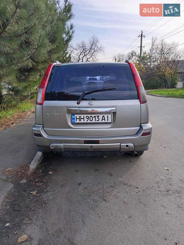 Внедорожник / Кроссовер Nissan X-Trail 2001 в Белгороде-Днестровском