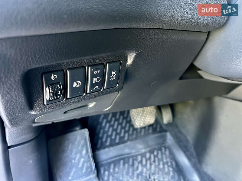 Внедорожник / Кроссовер Nissan X-Trail 2012 в Полтаве фото 36 Внедорожник / Кроссовер Nissan X-Trail 2012 в Полтаве