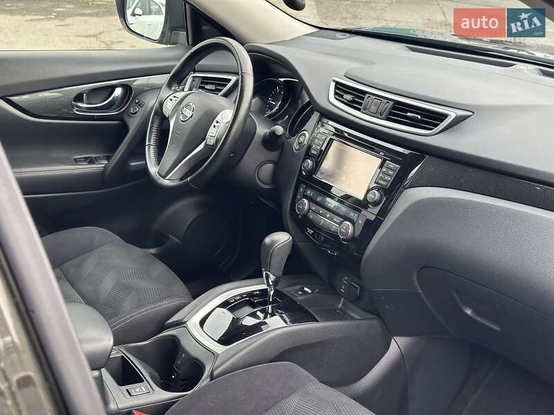 Внедорожник / Кроссовер Nissan X-Trail 2017 в Киеве фото 33 Внедорожник / Кроссовер Nissan X-Trail 2017 в Киеве