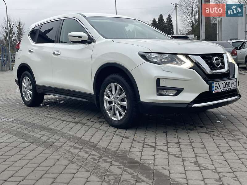 Внедорожник / Кроссовер Nissan X-Trail 2021 в Львове