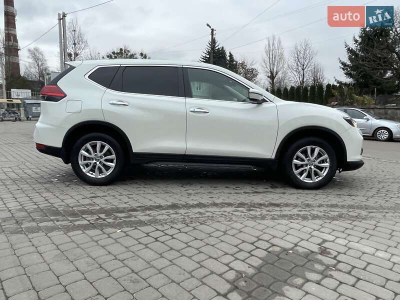 Внедорожник / Кроссовер Nissan X-Trail 2021 в Львове