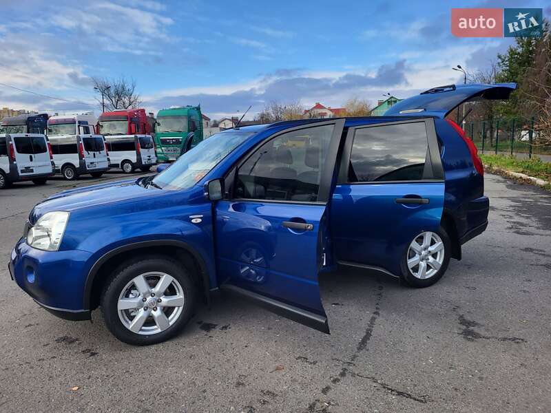 Внедорожник / Кроссовер Nissan X-Trail 2007 в Хмельницком