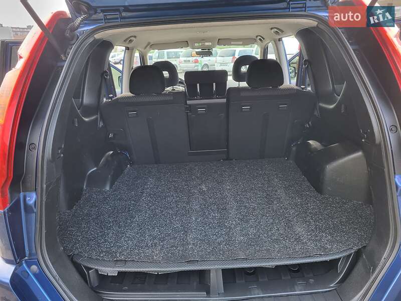 Внедорожник / Кроссовер Nissan X-Trail 2007 в Хмельницком