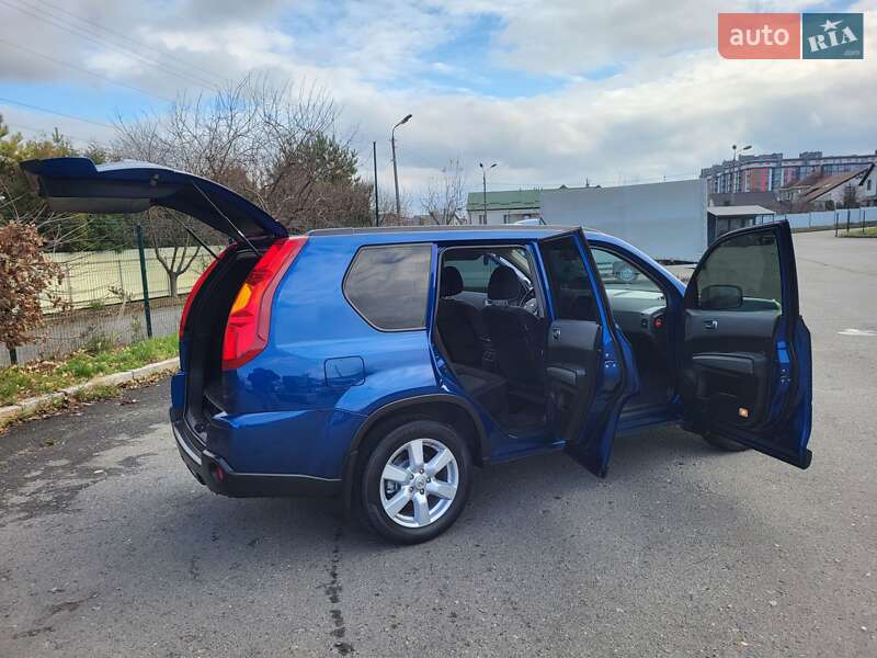 Внедорожник / Кроссовер Nissan X-Trail 2007 в Хмельницком