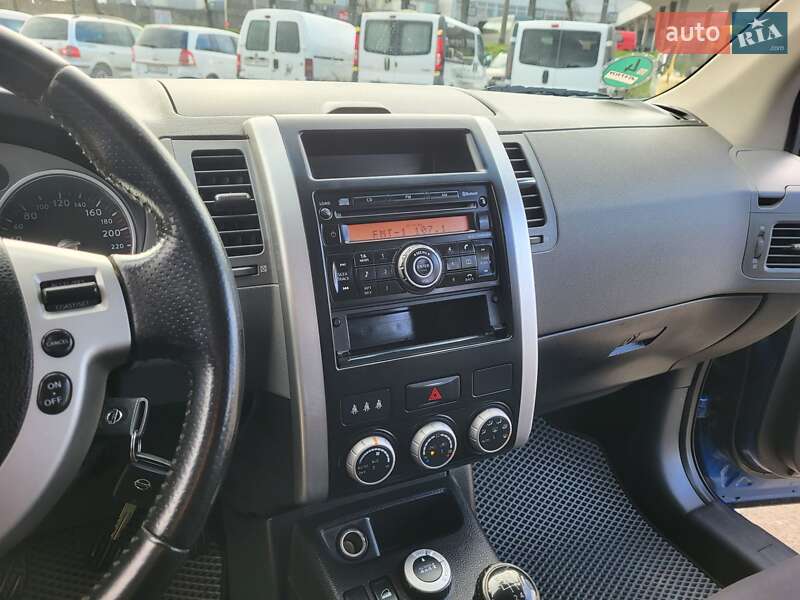 Внедорожник / Кроссовер Nissan X-Trail 2007 в Хмельницком