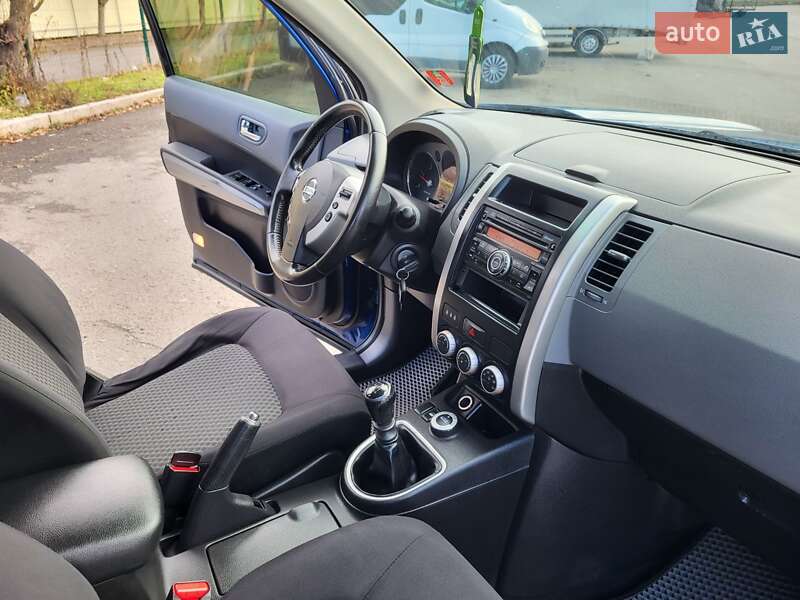 Внедорожник / Кроссовер Nissan X-Trail 2007 в Хмельницком