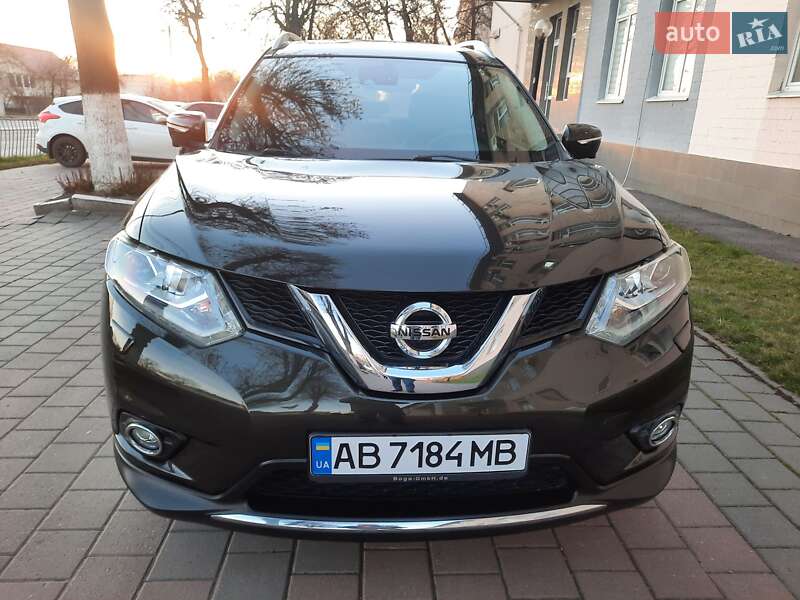 Внедорожник / Кроссовер Nissan X-Trail 2016 в Виннице