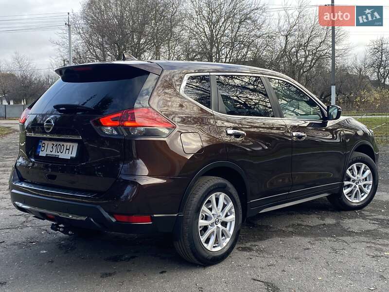 Внедорожник / Кроссовер Nissan X-Trail 2021 в Ромнах