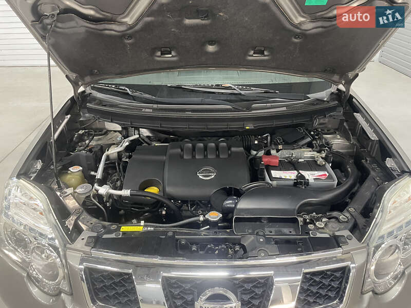 Внедорожник / Кроссовер Nissan X-Trail 2012 в Стрые