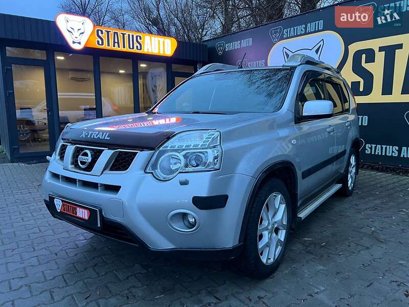 Внедорожник / Кроссовер Nissan X-Trail 2013 в Хмельницком