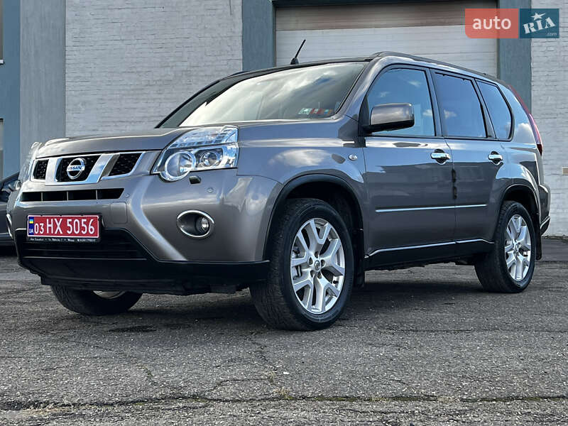 Внедорожник / Кроссовер Nissan X-Trail 2011 в Луцке