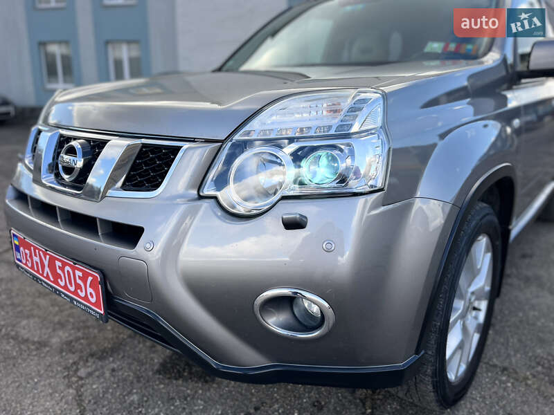 Внедорожник / Кроссовер Nissan X-Trail 2011 в Луцке