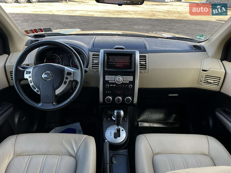Внедорожник / Кроссовер Nissan X-Trail 2011 в Луцке