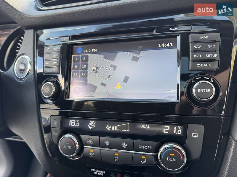 Внедорожник / Кроссовер Nissan X-Trail 2017 в Киеве