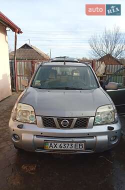 Внедорожник / Кроссовер Nissan X-Trail 2003 в Змиеве