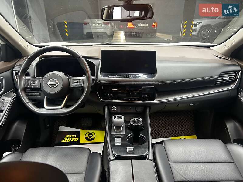 Позашляховик / Кросовер Nissan X-Trail 2023 в Стрию