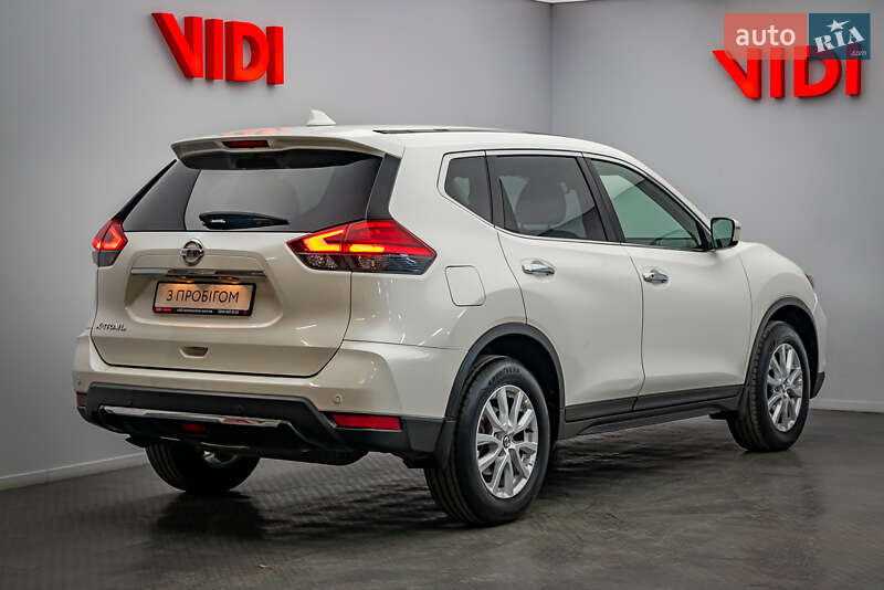 Внедорожник / Кроссовер Nissan X-Trail 2019 в Киеве