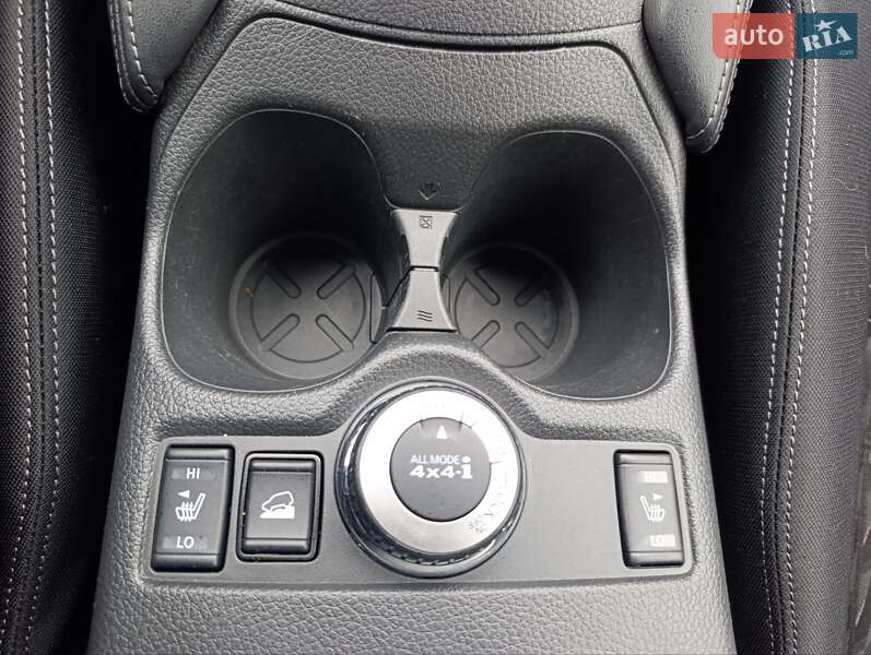 Позашляховик / Кросовер Nissan X-Trail 2017 в Черкасах