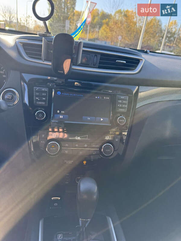 Внедорожник / Кроссовер Nissan X-Trail 2016 в Одессе фото 11 Внедорожник / Кроссовер Nissan X-Trail 2016 в Одессе