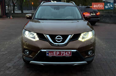 Внедорожник / Кроссовер Nissan X-Trail 2016 в Ровно