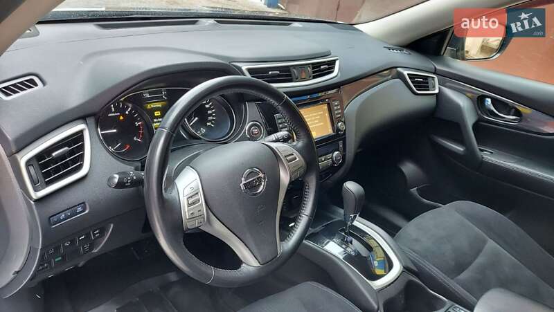 Внедорожник / Кроссовер Nissan X-Trail 2016 в Луцке фото 6 Внедорожник / Кроссовер Nissan X-Trail 2016 в Луцке