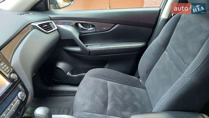 Внедорожник / Кроссовер Nissan X-Trail 2016 в Луцке фото 12 Внедорожник / Кроссовер Nissan X-Trail 2016 в Луцке
