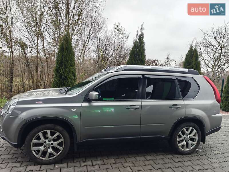Позашляховик / Кросовер Nissan X-Trail 2010 в Хмельницькому фото Позашляховик / Кросовер Nissan X-Trail 2010 в Хмельницькому